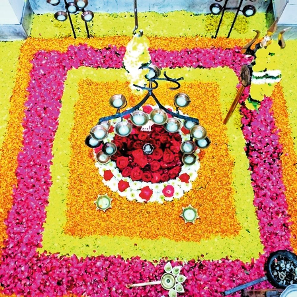 પાંડવોના અજ્ઞાતવાસથી ધોળીધજા મંદિરની સફેદ ધજા અને કમળપૂજાની રસપ્રદ પરંપરા