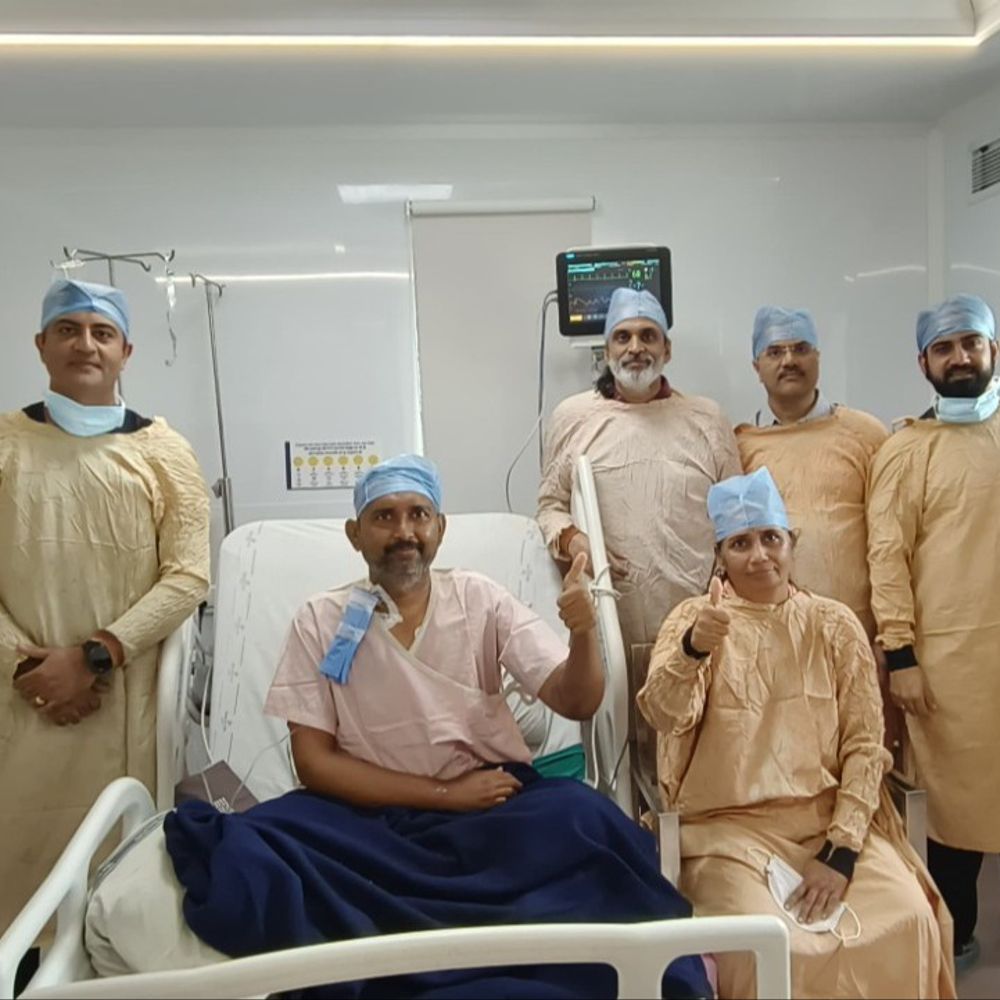 રક્ષાબંધન પહેલાં 25મીએ બહેને કિડની દાન કરીને ભાઈને જીવ બચાવ્યો:ક્રોનિક કિડની ડિસીઝથી પીડાતા મોરબીના શિક્ષક માટે મોટી બહેન દેવદૂત બની