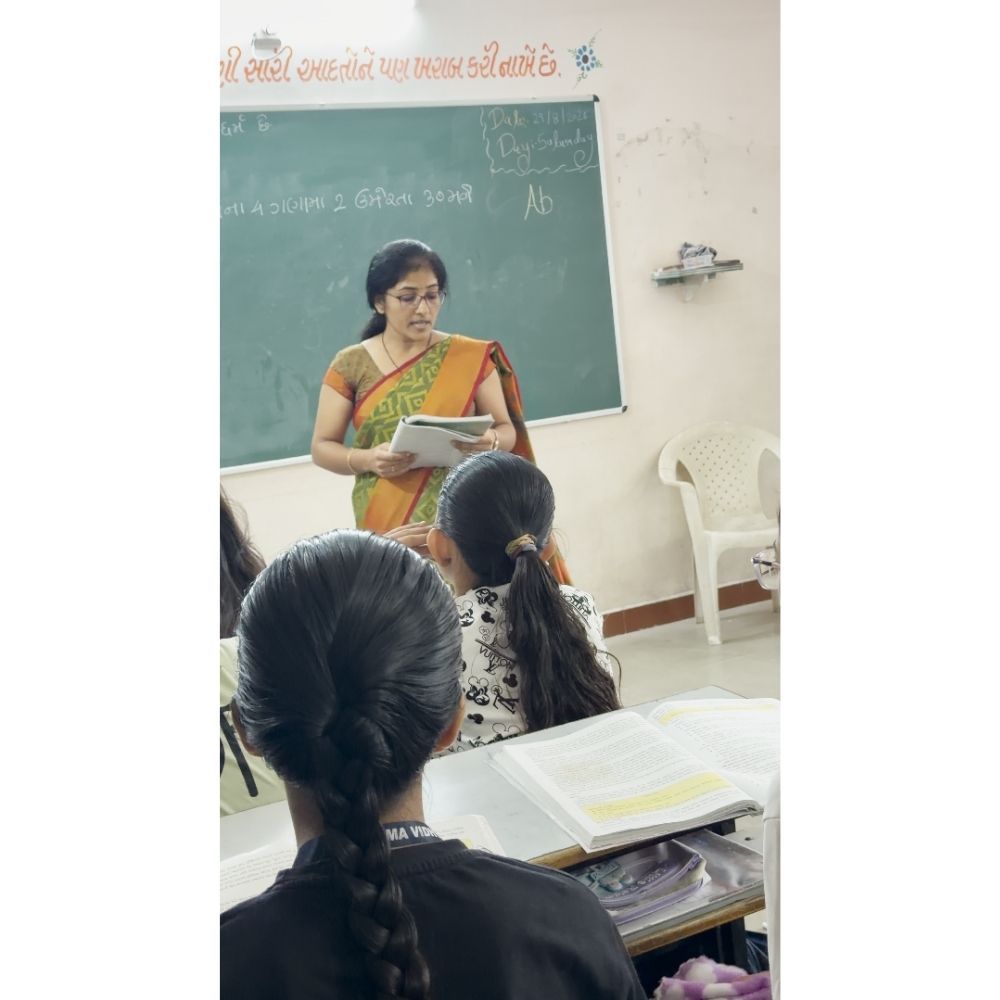 મોરબીના ઉમા વિદ્યા સંકુલમાં વાલીઓએ લીધો શિક્ષકનો અભ્યાસ