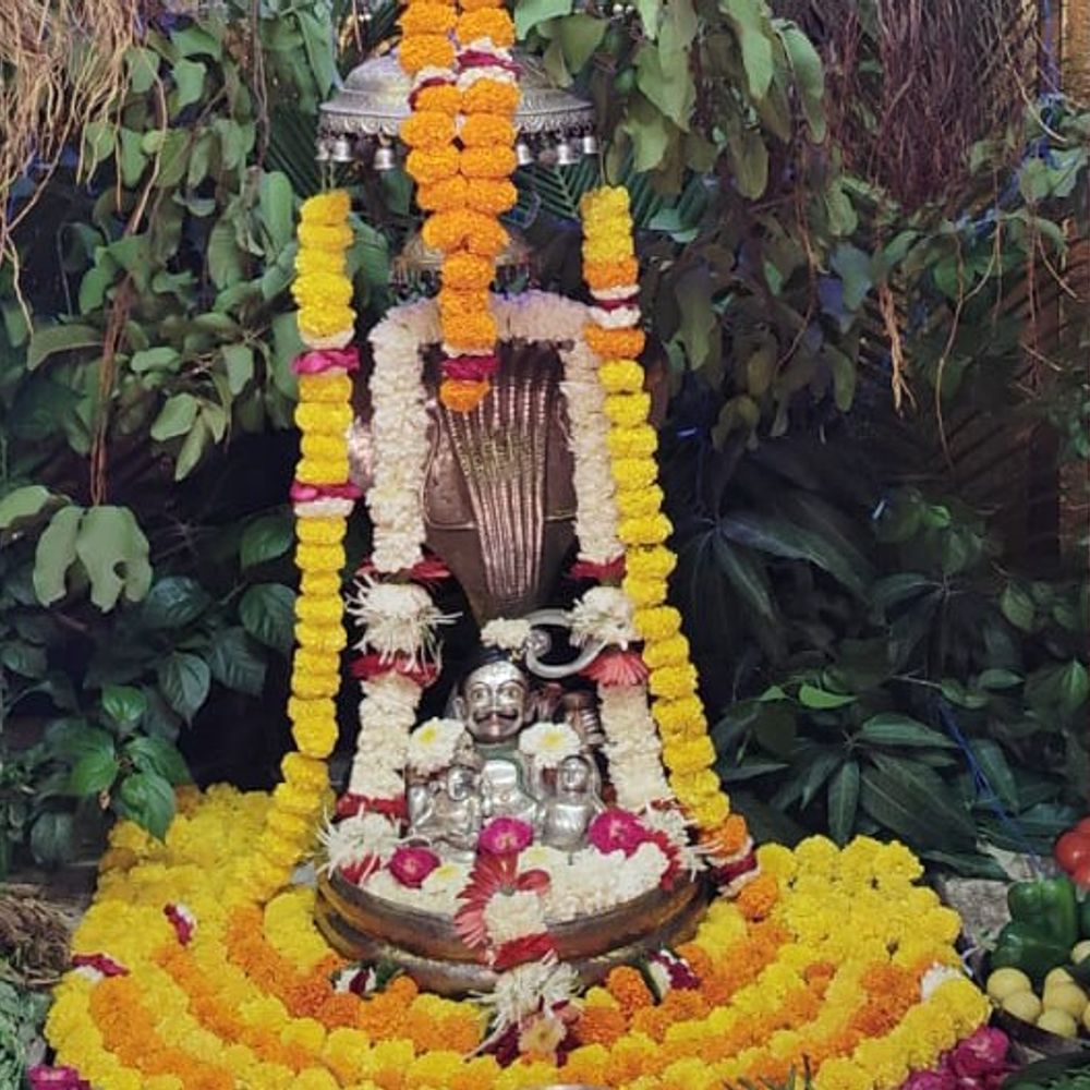 જામનગરના બેડેશ્વર મહાદેવ મંદિર 550 વર્ષ જૂનું:શ્રાવણના ત્રીજા સોમવારે જંગલેશ્વર સ્વરૂપના દિવ્ય દર્શન