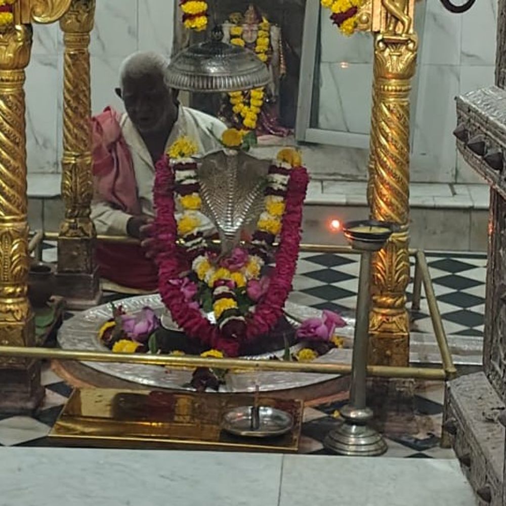 મોરબીના જડેશ્વર મહાદેવ મંદિરે શ્રાવણ માસમાં ભક્તોની ભીડ:દેશભરના શ્રદ્ધાળુઓ દર્શન, પૂજન અને પ્રસાદનો લાભ લે છે
