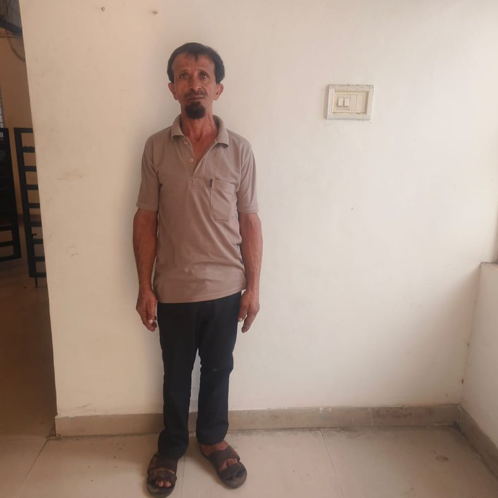 પંચમહાલ LCBએ બે વોન્ટેડ આરોપીઓને પકડ્યા:વેજલપુરના પ્રોહિબિશન અને ગોધરાના પશુ અત્યાચાર કેસમાં ફરાર હતા