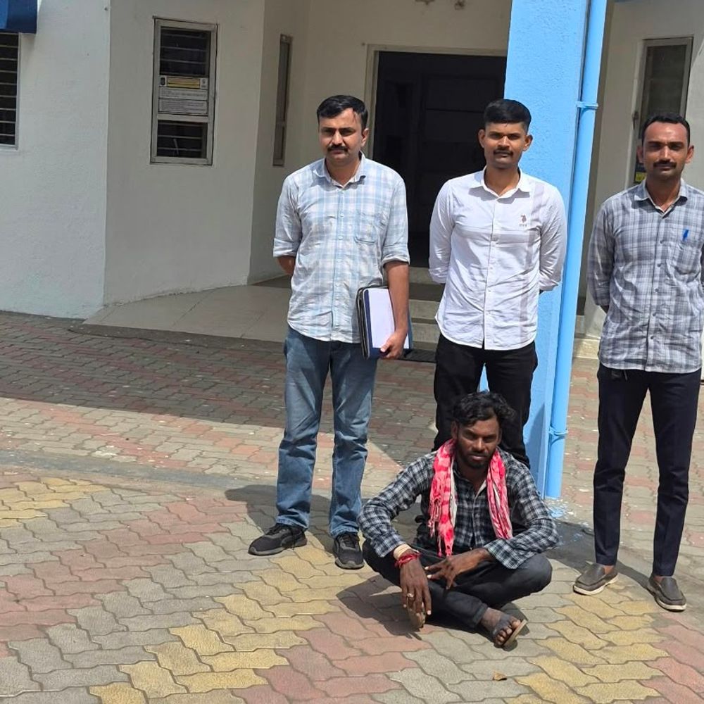 લાંબા સમયથી ફરાર POCSO આરોપીને ટંકારા પોલીસે પકડ્યો:મોરબી સ્પેશિયલ POCSO કોર્ટના વોરંટ બાદ અમરેલીના મતીરાળા ગામમાંથી ઝડપાયો