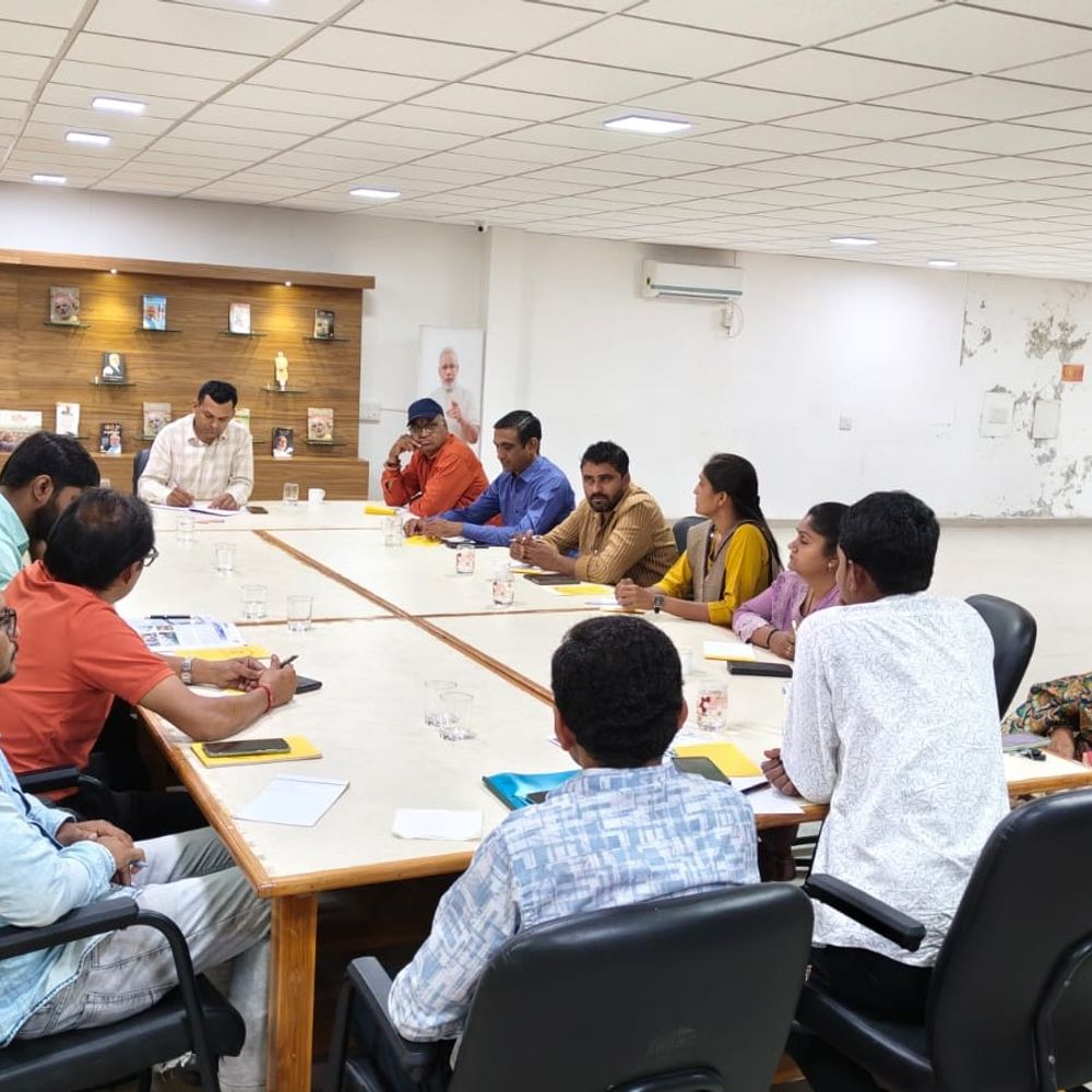 અંબાજી મેળાને પ્લાસ્ટિક મુક્ત બનાવવા HNGUના NSS વિભાગનો પ્રયાસ:350 થી વધુ કેમ્પો અને પદયાત્રીઓ માટે સેલિબ્રિટીના વીડિયો સંદેશ તૈયાર કરાયા
