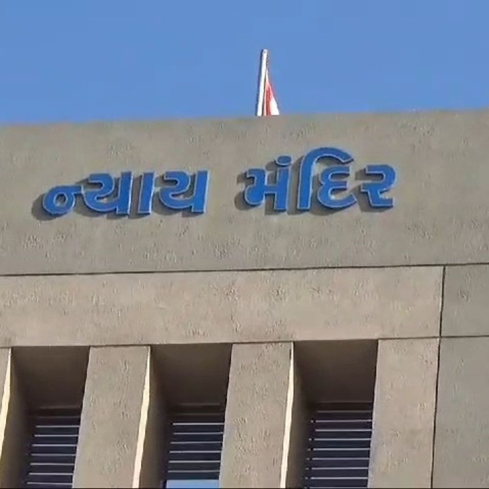 પિતા-પુત્રોને આજીવન કેદની સજા:વાડીના રસ્તા બાબતે 4 વર્ષ પહેલા થયેલી હત્યા કેસમાં બોટાદ કોર્ટનો ચુકાદો