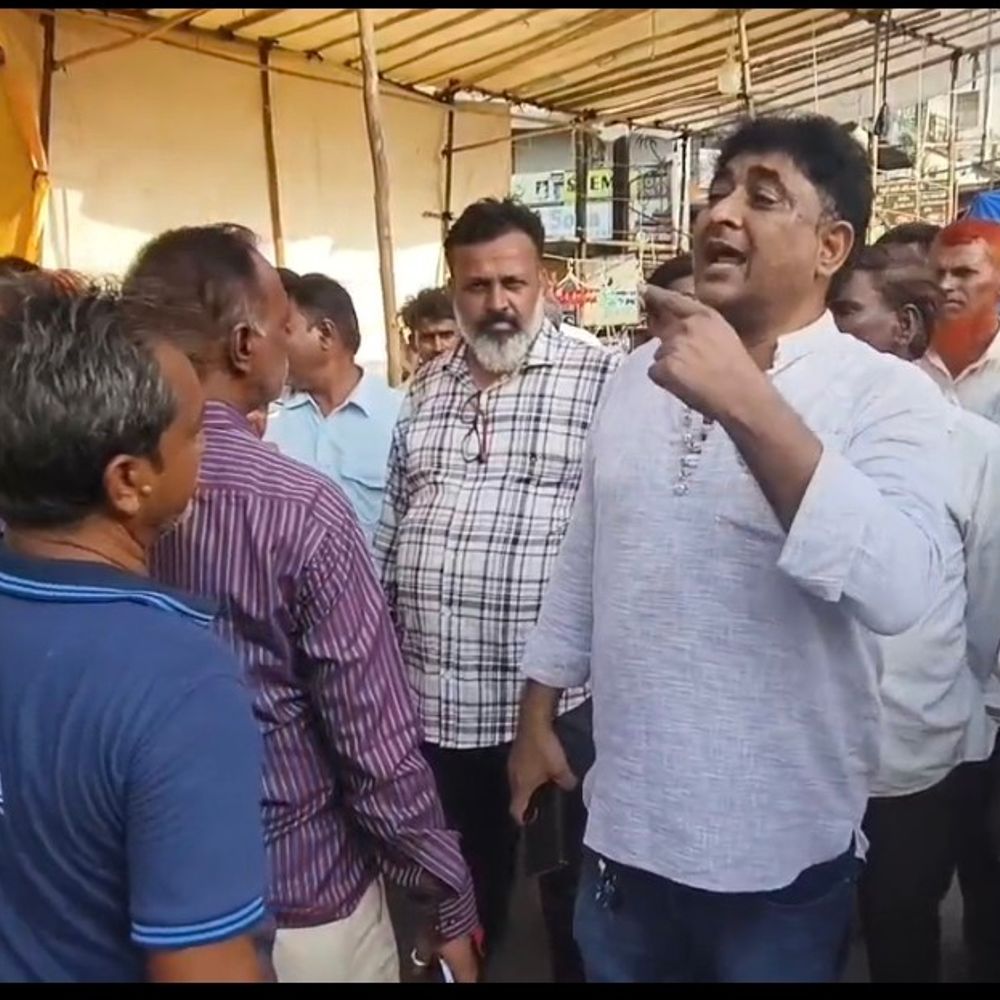 ભરૂચના મેળામાં સફાઈ ચાર્જ વસૂલાત પર વેપારીઓએ સવાલ ઉઠાવ્યા:પાલિકા અધિકારીએ આક્ષેપો ફગાવી કહ્યું- નિયમ મુજબ વસૂલાત