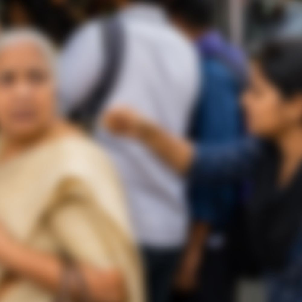 રાજકોટમાં વધુ એક વૃદ્ધાના ગળામાંથી ચેન ચોરાયો:આજીડેમ ચોકથી સરધાર જવા ST બસમાં ચડતા ભીડનો લાભ લઇ તસ્કરે ₹3.75 લાખનો ચેઈન તફડાવ્યો