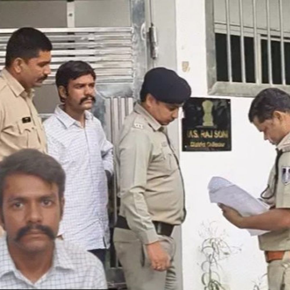 ઇન્દોરમાં નકલી IAS અધિકારી ઝડપાયો