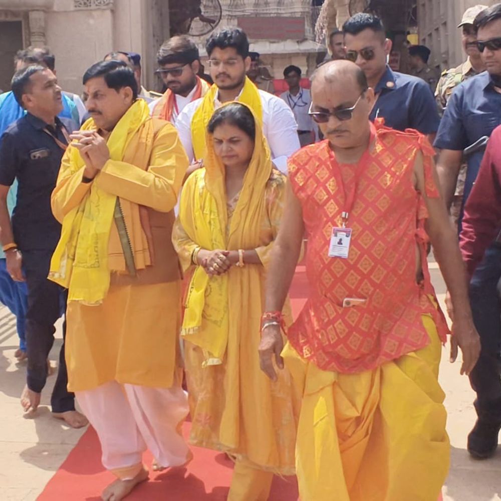 મધ્યપ્રદેશના મુખ્યમંત્રીએ નાગેશ્વર અને જગતમંદિરમાં કર્યા દર્શન