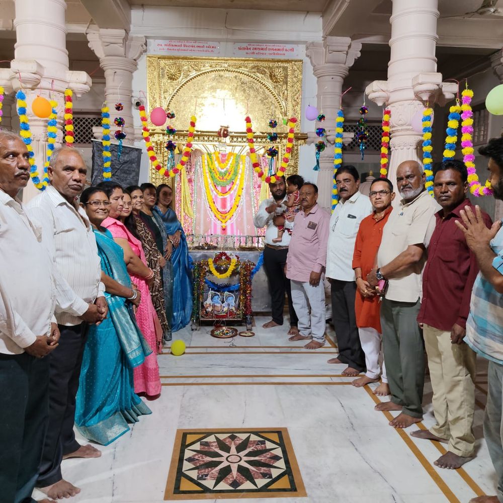 પદ્મનાભ મંદિરમાં શ્રીકૃષ્ણ જન્માષ્ટમીની ભક્તિમય ઉજવણી:જન્મોત્સવ અને પરંપરાગત મટકી ફોડ કાર્યક્રમ યોજાયો, મોટી સંખ્યામાં ભક્તો ઉમટ્યા