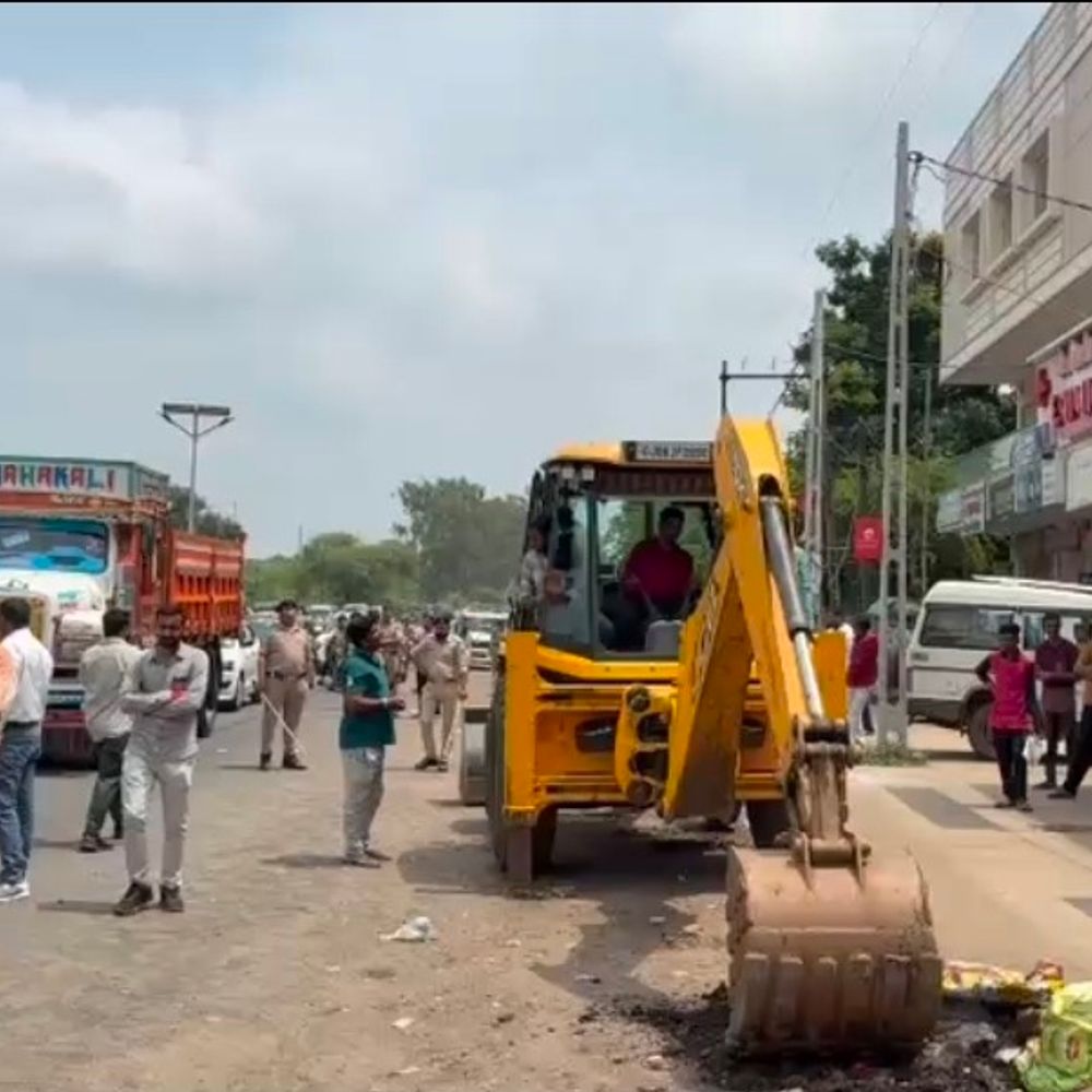 લીમખેડામાં દબાણ હટાવવા ગ્રામજનોનું સમર્થન