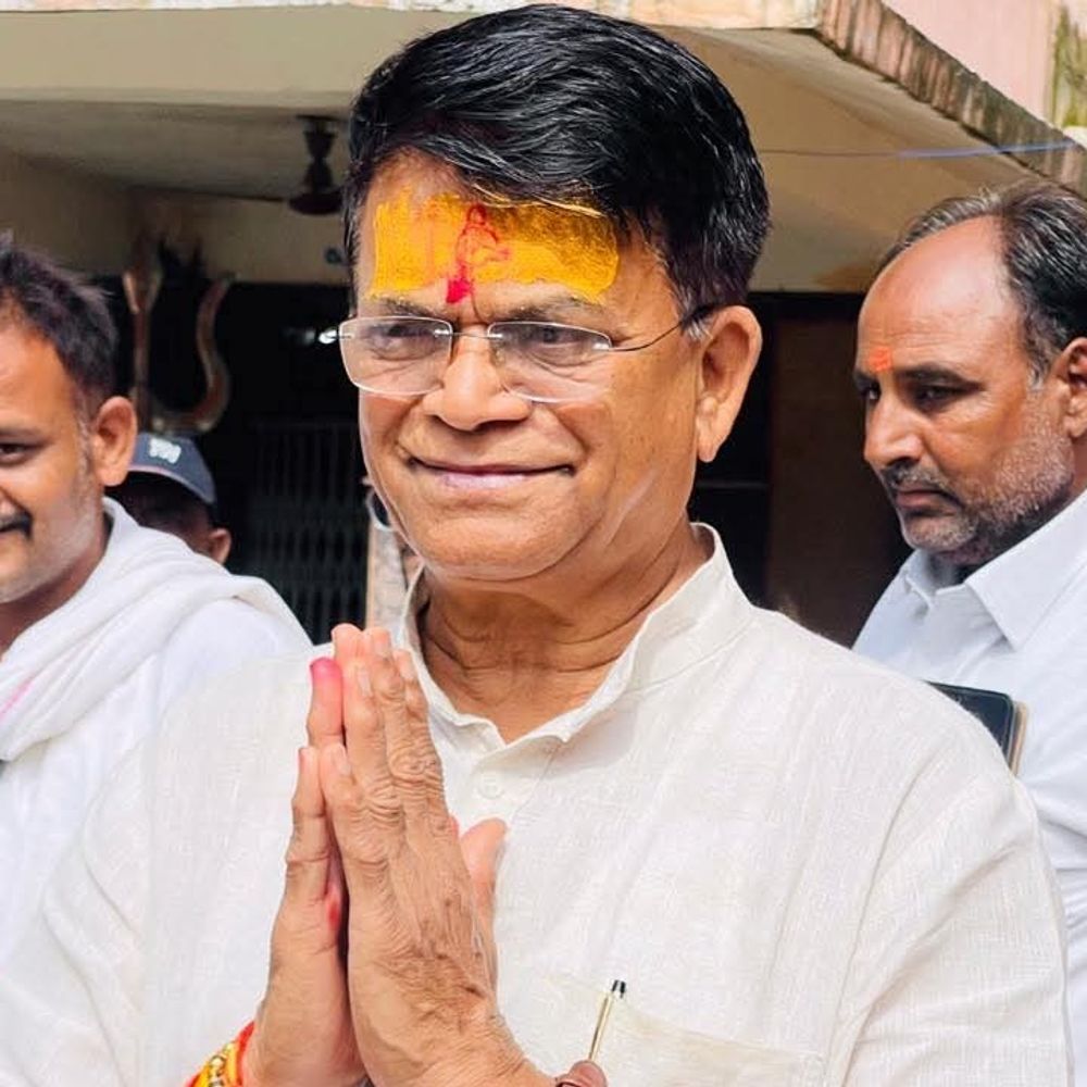 વલસાડમાં ગણેશ વિસર્જનની તૈયારીઓનું નિરીક્ષણ કરાયું:ઔરંગા જેટી પર ભરતભાઈ પટેલે વ્યવસ્થા તપાસી, શ્રદ્ધાળુઓની સુરક્ષા અને સુવિધા માટે સૂચનાઓ આપી