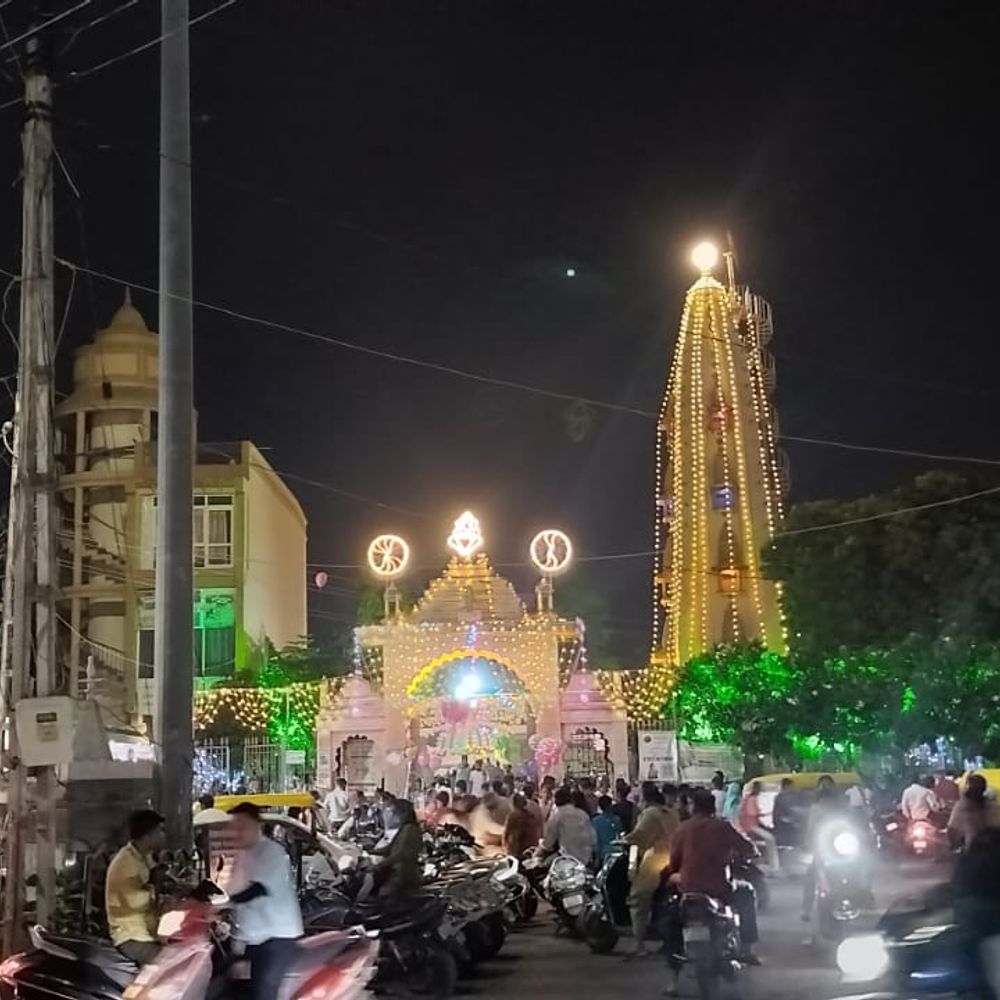 શ્રાવણનો અંતિમ સોમવારે બનાસકાંઠામાં વિશ્વેશ્વરથી બાલારામ સુધી ગુંજ્યો 'હર હર મહાદેવ' નાદ