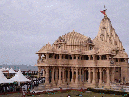 શ્રાવણના અંતિમ સોમવારે સોમનાથમાં ભક્તોનું ઘોડાપૂર