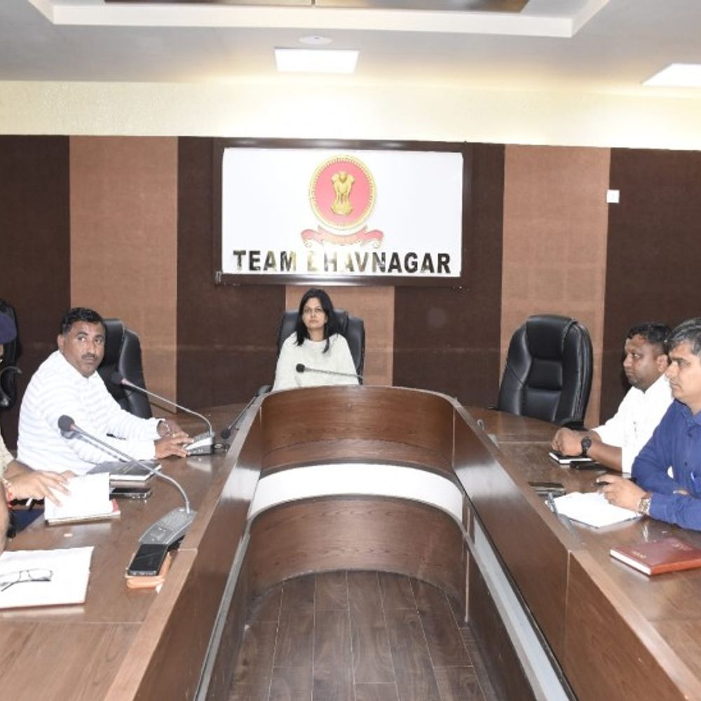 કોળીયાક ખાતે નિષ્કલંક મહાદેવના સાંનિધ્યમાં ભાદરવી અમાસના મેળાની તૈયારી:ભાદરવી અમાસનાં મેળા માટે જિલ્લા વહીવટી તંત્ર અધિકારીઓ સાથે ભાવનગર ગ્રામ્યના પ્રાંત અધિકારીની બેઠક યોજાઇ