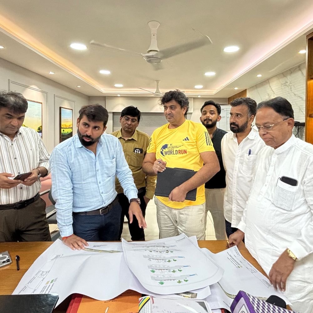 હિંમતનગરમાં મોતીપુરા-ખેડતસીયા આઇકોનિક રોડના કામ માટે બેઠક:ધારાસભ્યની હાજરીમાં અધિકારીઓ અને એજન્સીના પ્રતિનિધિઓએ ચર્ચા કરી