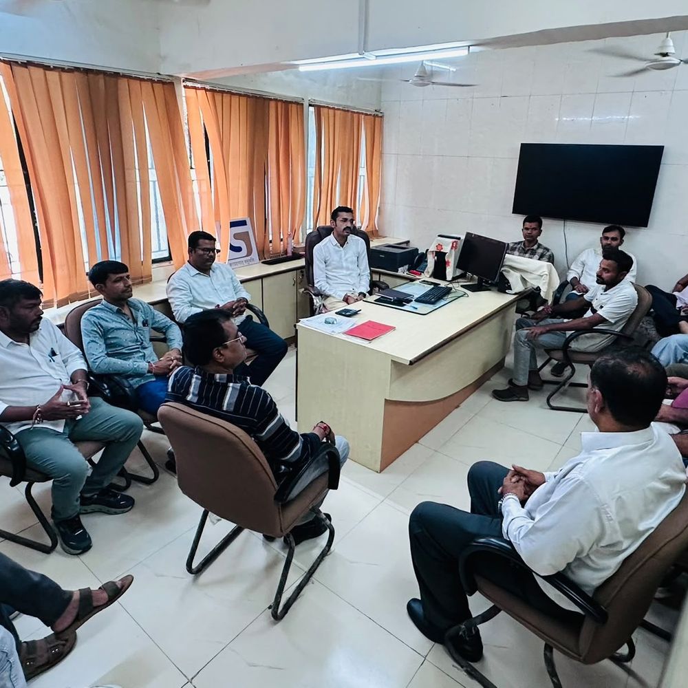 વેરાવળમાં GST રિટર્ન ફાઇલિંગ માટે માર્ગદર્શન બેઠક યોજાઈ:ટેક્સ પ્રેક્ટિશનર્સને સમયસર રિટર્ન ભરવા અને કરચુકવણી કરવા સૂચના, વિલંબ પર 18% વ્યાજ