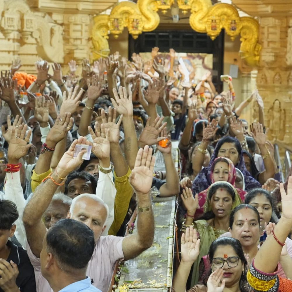 શ્રાવણનો અંતિમ સોમવારે સોમનાથ મહાદેવના દર્શન માટે ઉમટ્યું ભક્તોનું ઘોડાપુર