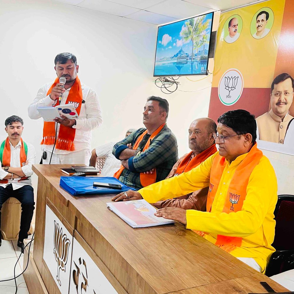 લાલપુર નમો ભવનમાં ‘સેવા સંકલ્પ અભિયાન’ની કાર્યશાળા યોજાઈ:PM મોદીના 25 વર્ષના જનસેવા કાર્યક્રમોને લોકો સુધી પહોંચાડવા પર ચર્ચા થઈ