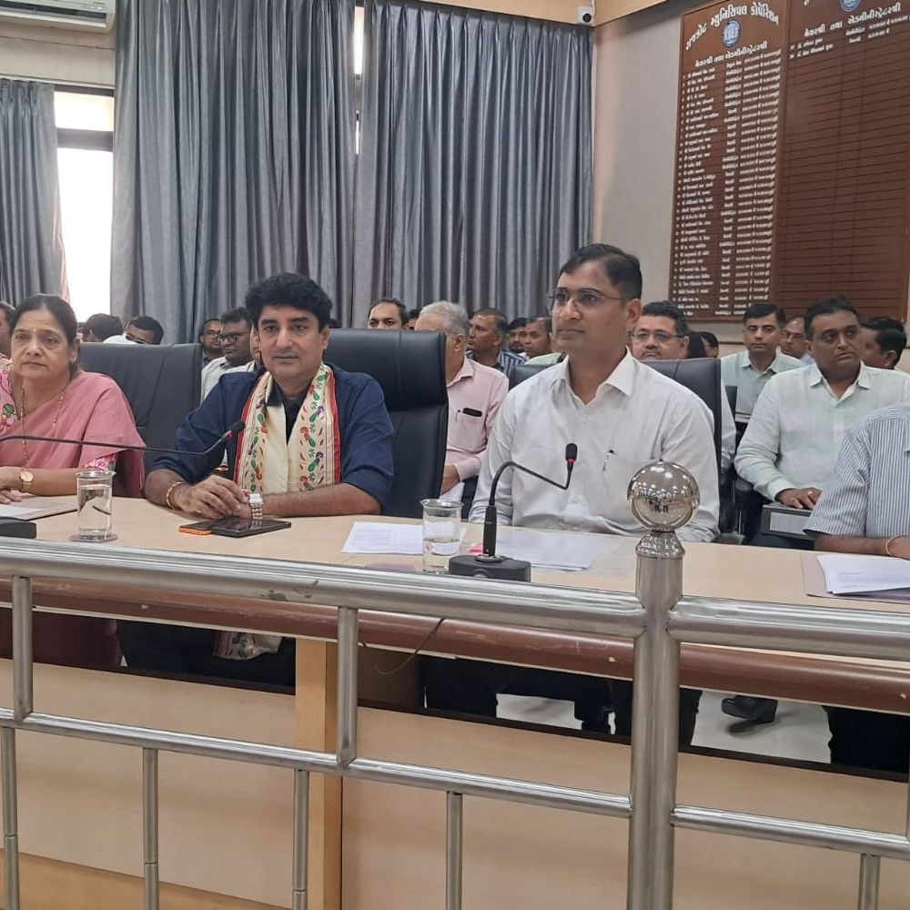 19 સપ્ટેમ્બરે રાજકોટ મનપાનું જનરલ બોર્ડ:આવાસ, વોટર વર્કસ, ટાઉન પ્લાનિંગનાં પ્રશ્નો ચર્ચાશે, હોકર્સ ફ્રી રોડ અને રાઈડ્સ ધારકોને જગ્યા ફાળવવા અંગે નિર્ણય લેવાશે