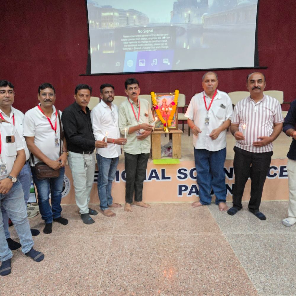 પાટણ ફોટોગ્રાફર એસોસિએશને ‘મેઘા AI વર્કશોપ’ યોજ્યો:જિલ્લાના ફોટોગ્રાફરોને ફોટોગ્રાફી અને એડિટિંગમાં AI ના ઉપયોગની ટ્રેનિંગ અપાઈ