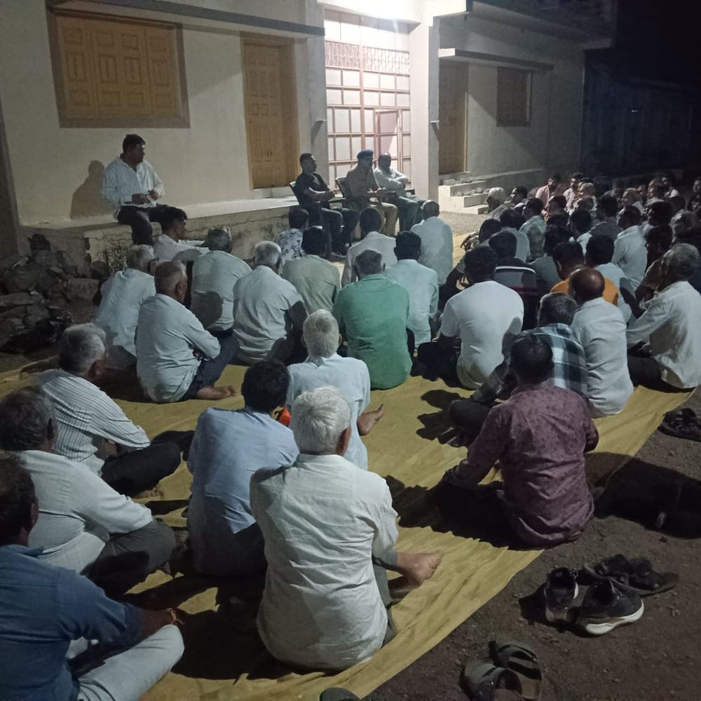ગ્રામજનો સાથે સીધો સંવાદ:અમરાપુર-અનીડા ગામે પોલીસનો લોક દરબાર