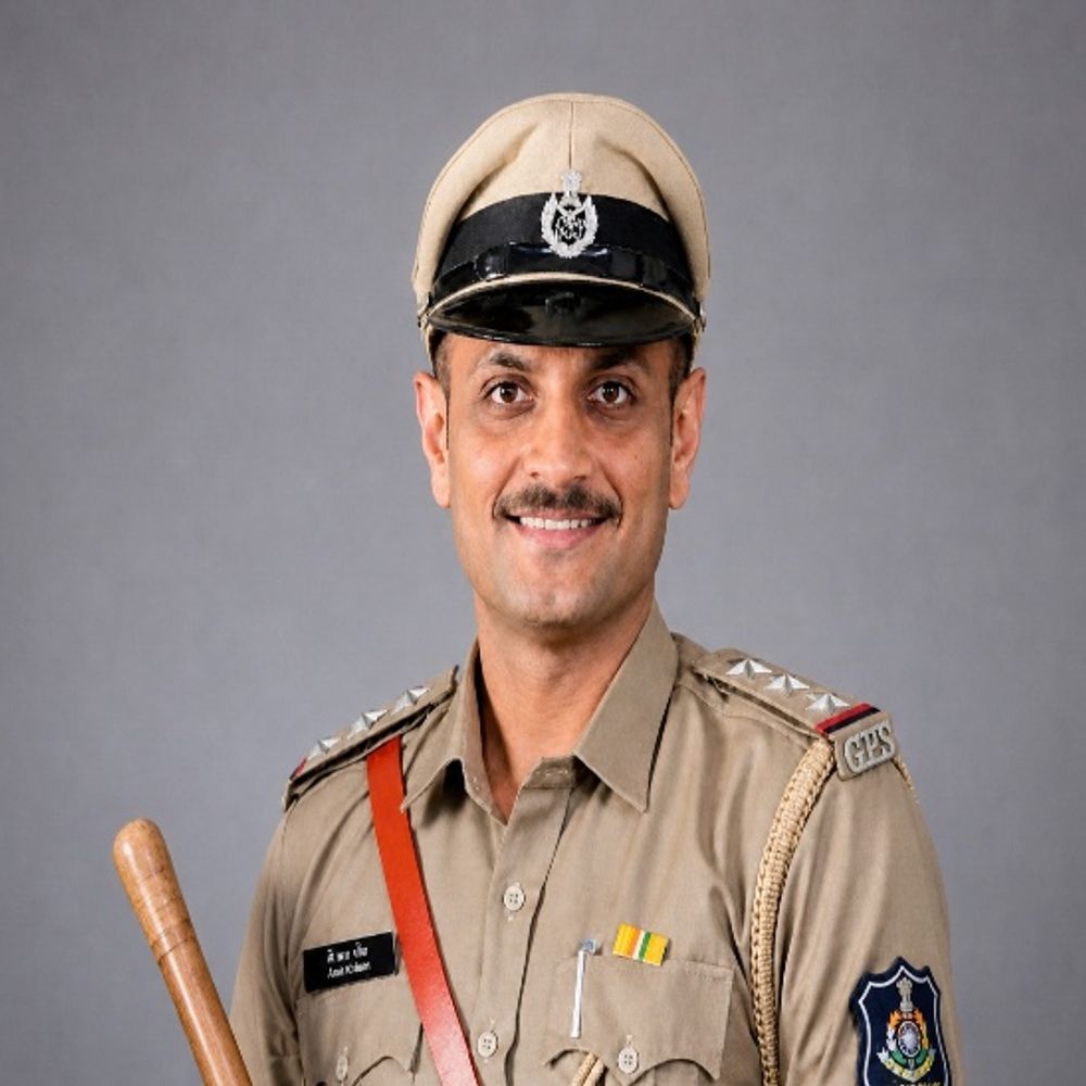 ફરજમાં બેદરકારી બદલ બે PI અને એક PSI સસ્પેન્ડ:મોઢેરા ચાર રસ્તા મર્ડર કેસ અને જુગારની રેડ મામલે મહેસાણા જિલ્લા પોલીસ વડાની કાર્યવાહી