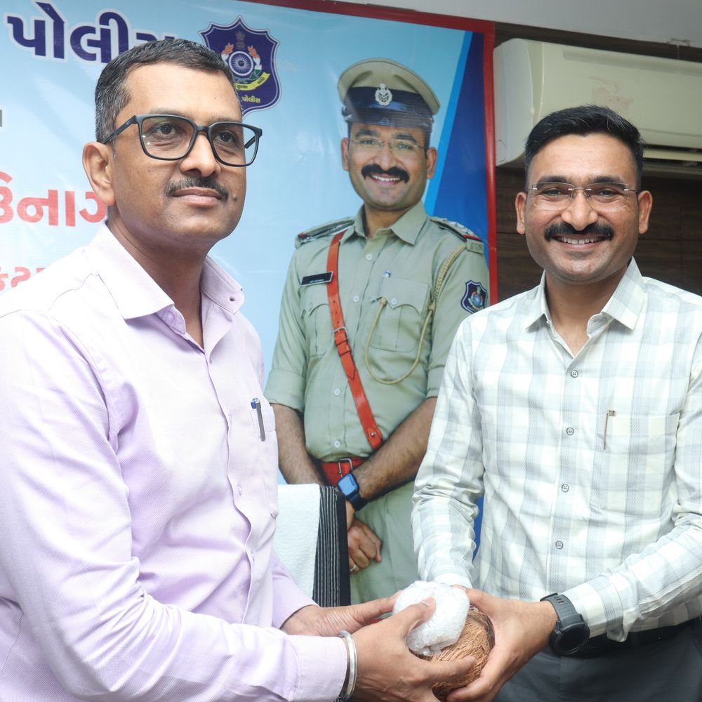પાટણ LCB PI રાકેશ ઉનાગરની ભાવનગર રેન્જ ખાતે બદલી:જિલ્લા પોલીસ દ્વારા વિદાય સન્માન સમારોહ યોજાયો, SP સહિતના અધિકારીઓએ શુભેચ્છાઓ પાઠવી
