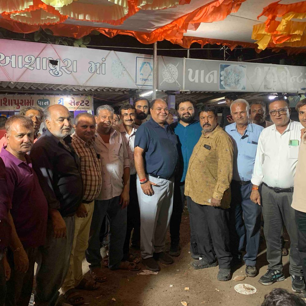 જામનગરથી સપડા સિદ્ધિ વિનાયકના દર્શને ભક્તોની પગપાળા યાત્રા:રસ્તામાં પદયાત્રીઓની સુવિધા માટે વિવિધ કેમ્પો દ્વારા ખાણીપીણી સહિતની સુંદર વ્યવસ્થાઓ