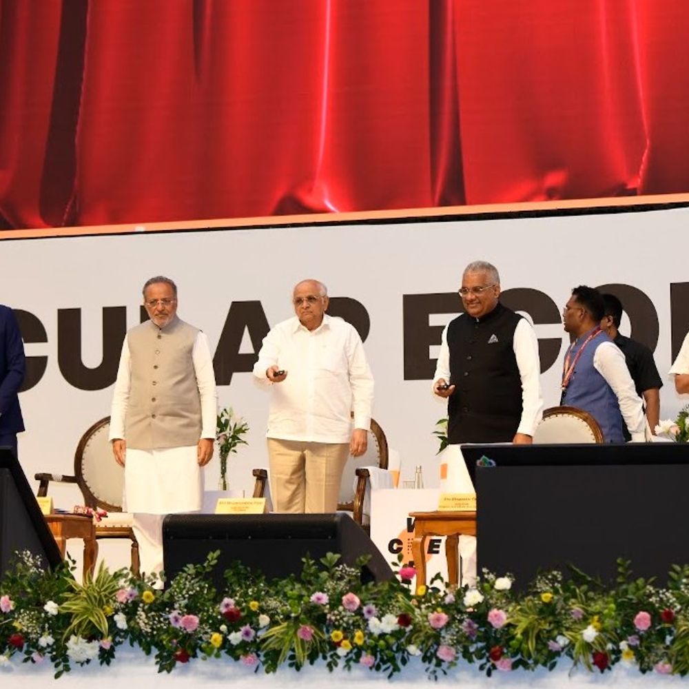 ગુજરાતમાં પહેલીવાર 'વર્લ્ડ સર્ક્યુલર ઇકોનોમી ફોરમ':66 દેશના 2 હજારથી વધુ પ્રતિનિધિઓ એકઠા થયા, 125 સ્ટોલમાં ‘વેસ્ટ ટુ વેલ્થ’ના મોડલ