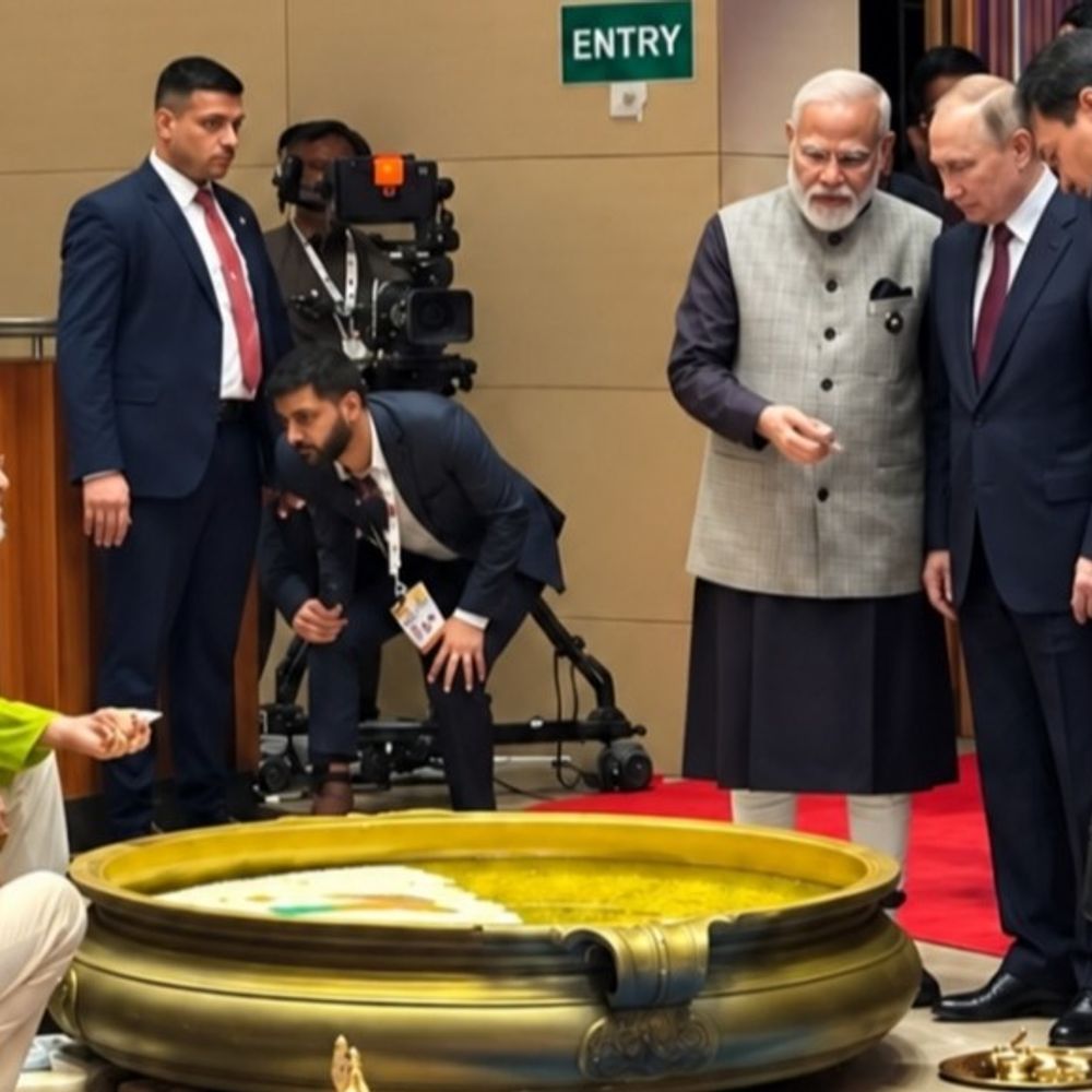 વડોદરાના રંગોળી આર્ટિસ્ટે BRICS સમિટમાં પાણી પર લોગો-રંગોળી બનાવી:PMએ પુતિનને માહિતી આપી, ગુજરાતી સાંભળીને કહ્યું- અરે વાહ, તમે તો બહુ સરસ ગુજરાતી બોલો છો
