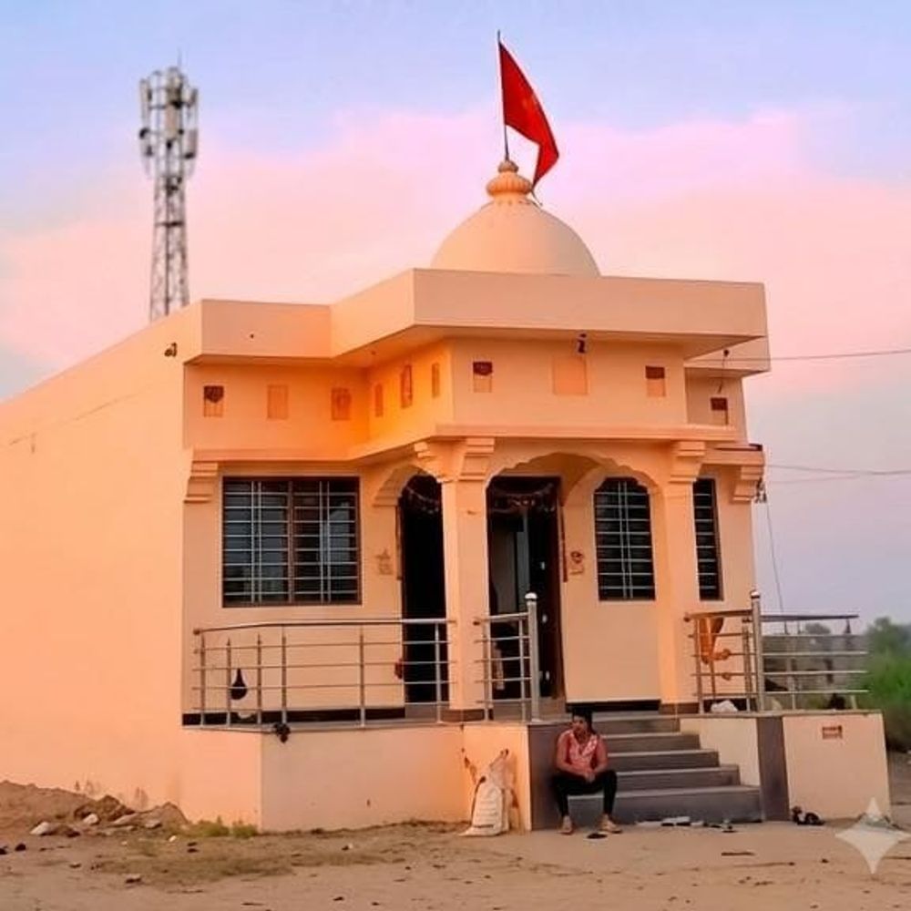 પાટણના વણઝારી માતાજીના મંદિરમાં ચોરી:તસ્કરો આશરે 1.50 લાખના સોના-ચાંદીના દાગીના ચોરી ફરાર થયા, પોલીસ તપાસ શરૂ