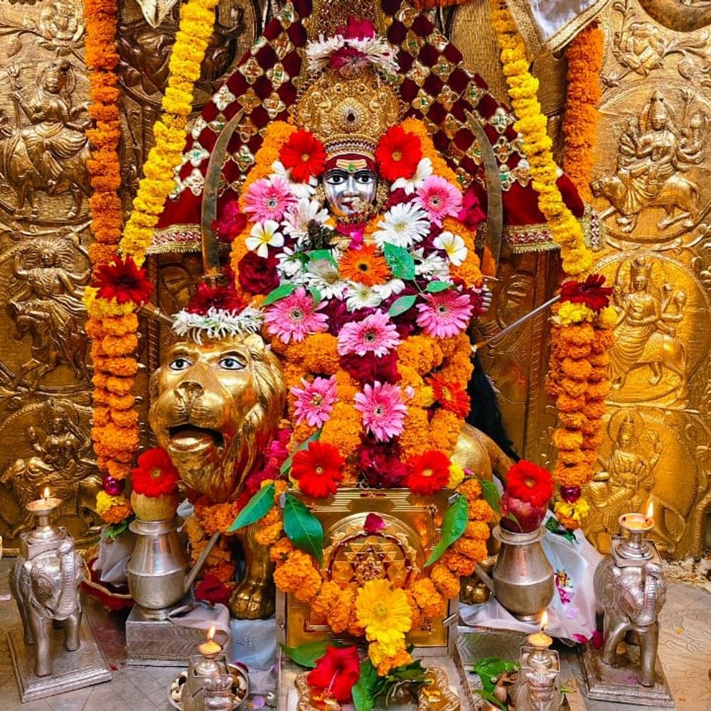 ખેડબ્રહ્મામાં ભાદરવી પૂનમ મેળા માટે દર્શન-આરતીના સમય બદલાયા:17થી 26 સપ્ટેમ્બર સુધી મહોત્સવ, જાણો કયા દિવસે કેટલો સમય દર્શન કરી શકાશે