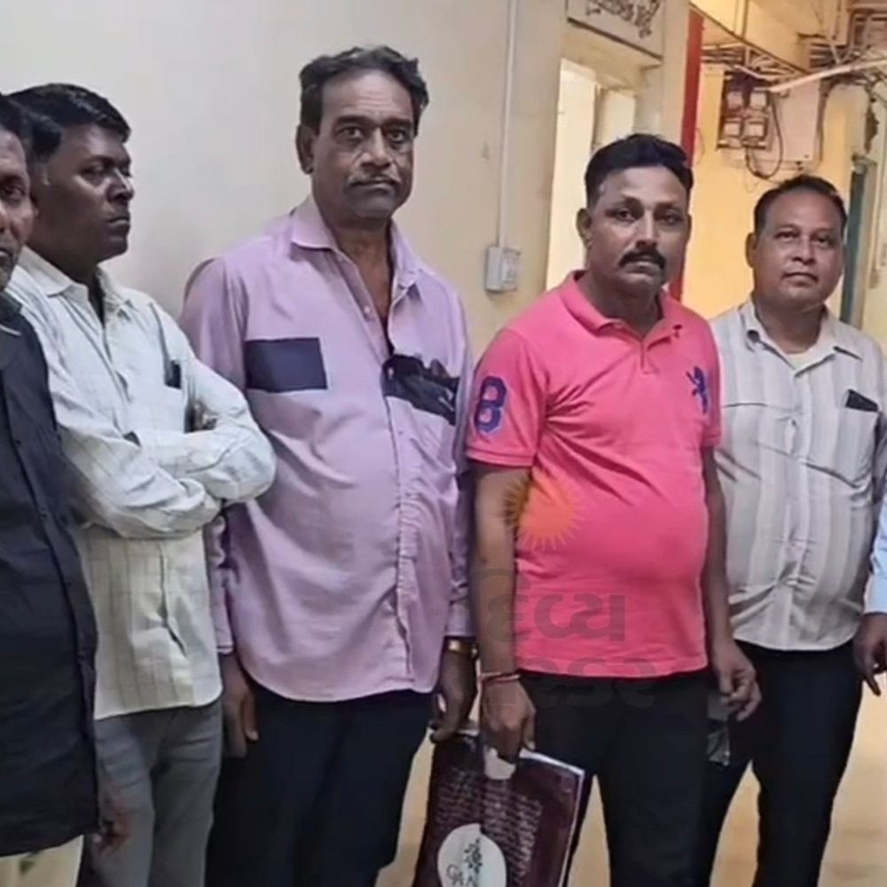 ગોધરા લેબર કોર્ટમાં 34 કામદારોને 10 વર્ષે ન્યાય મળ્યો:આદિત્ય બિરલા કંપનીએ નેશનલ લોક અદાલતમાં ₹65 લાખનું વળતર ચૂકવ્યું