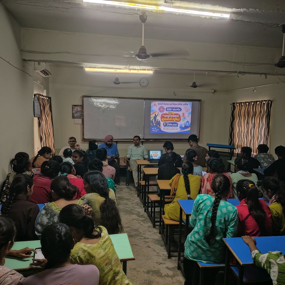 રાષ્ટ્રનિર્માણમાં યુવાનોની ભૂમિકા પર વ્યાખ્યાન:હારીજની સરકારી કૉલેજમાં NSS કૉઓર્ડીનેટર કમલેશ ઠક્કરે યુવાનોને પ્રેરણા આપી