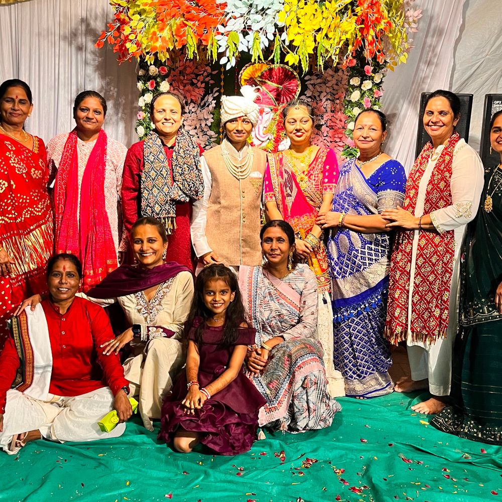 મલ્હાર ગ્રીન સોસાયટીમાં 'દીકરી વહાલનો દરિયો' નાટક યોજાયું:પાટણના કાલિકા માતાજી મંદિર રોડ પર ગણેશ મહોત્સવ અંતર્ગત સાંસ્કૃતિક કાર્યક્રમ