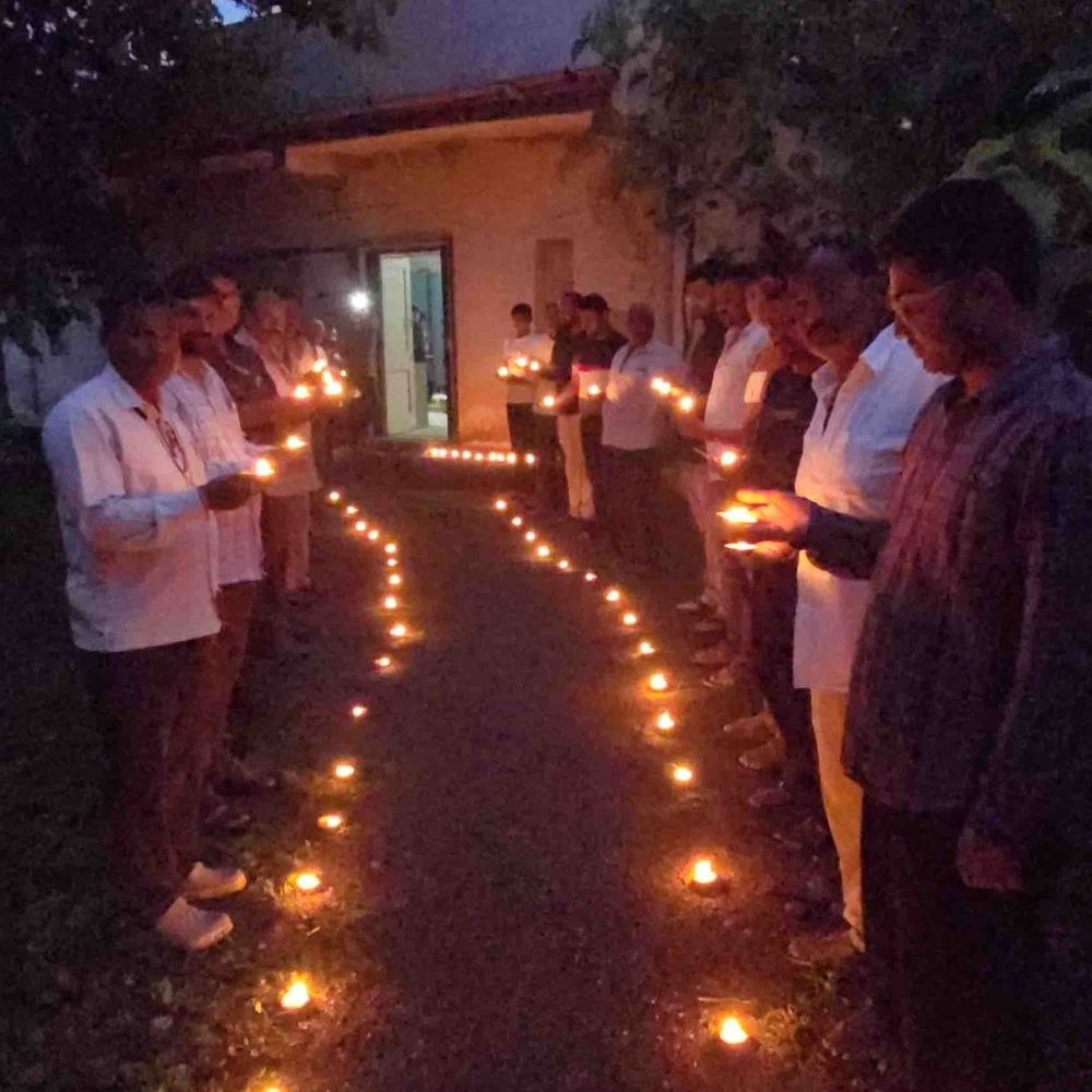 કાનાલુસ ગામે વડાપ્રધાન મોદીના જન્મદિન નિમિત્તે શુભેચ્છા:ગ્રામજનોએ તેમના દીર્ઘાયુષ્ય અને સુદૃઢ સ્વાસ્થ્ય માટે પ્રાર્થના કરી