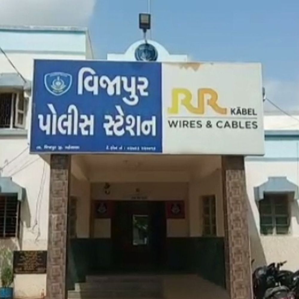 સગીર શાળાએ ન જવા દોઢ દિવસ રખડતો રહ્યો:બસ સ્ટેશન પર રાત વિતાવી, ખેતરમાંથી મળ્યા બાદ પરિવારે ભણતરનું દબાણ ન કરવાનો નિર્ણય લીધો