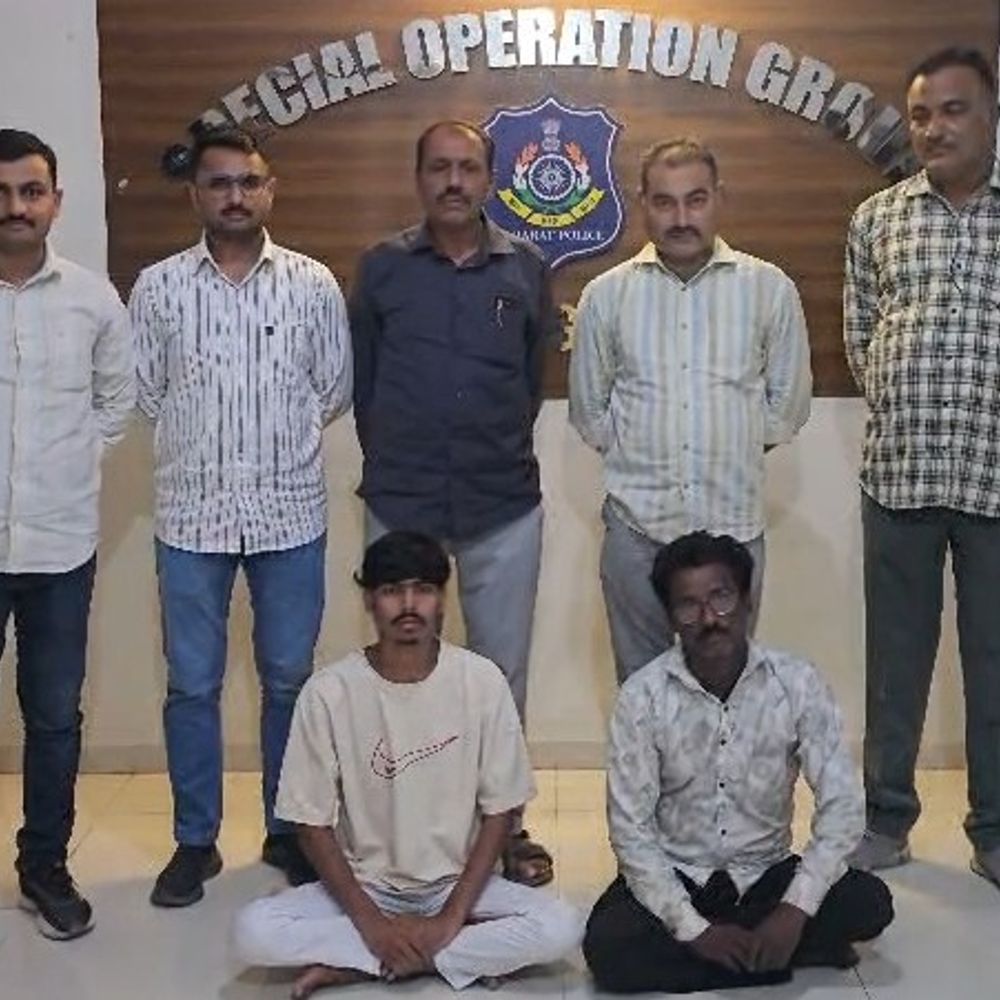 જૂનાગઢ SOGએ PIT NDPS હેઠળ બે શખસની અટકાયત કરી:માદક પદાર્થોના વેચાણ સાથે સંકળાયેલો એક આરોપી અમદાવાદ અને બીજો આરોપી વડોદરાની જેલમાં ધકેલાયો