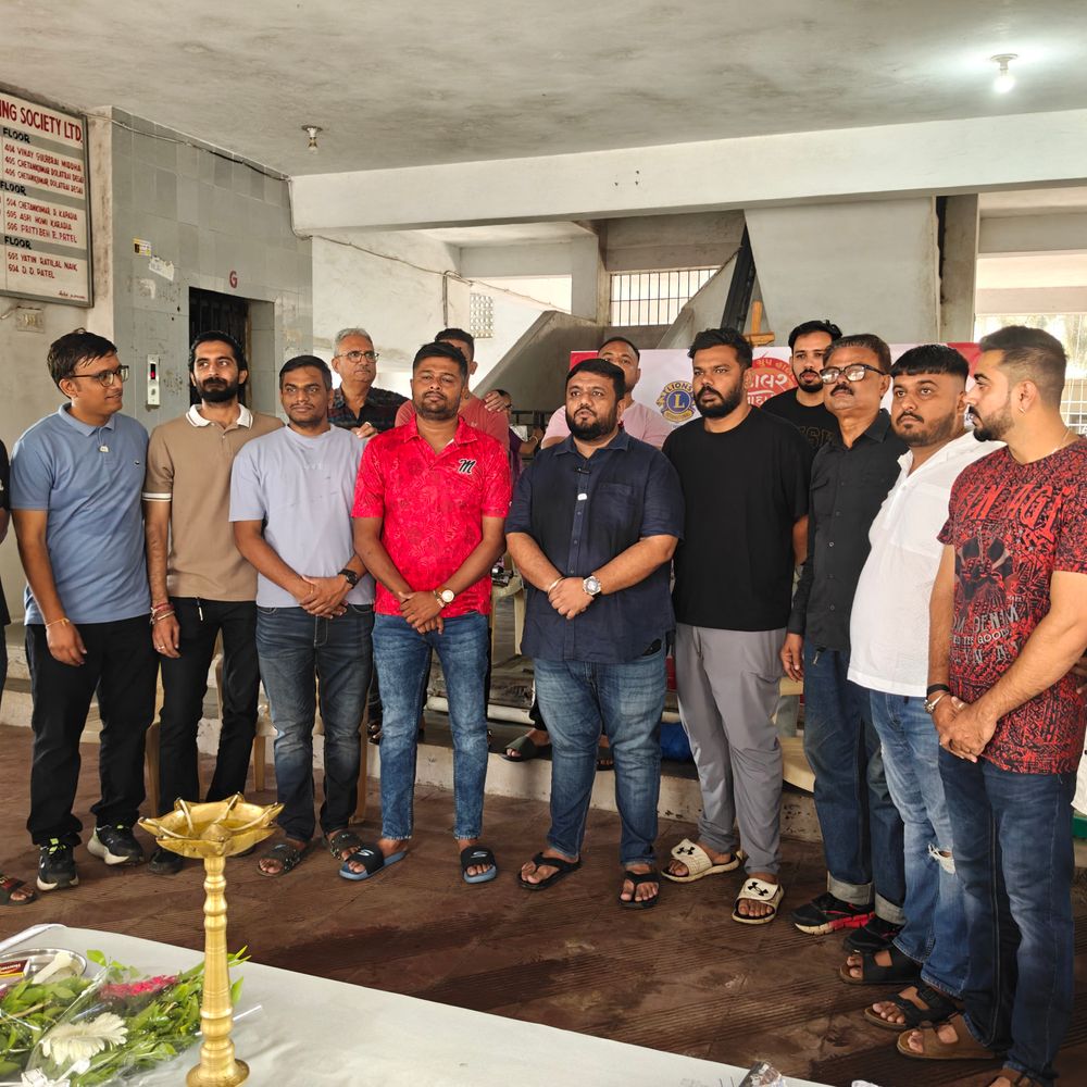 વલસાડમાં ગણેશ ઉત્સવ નિમિત્તે રક્તદાન શિબિરનું આયોજન:અનાવિલ પરિવાર, મિલર ગ્રુપ અને લાયન્સ ક્લબ દ્વારા માનવસેવાનો સંદેશ