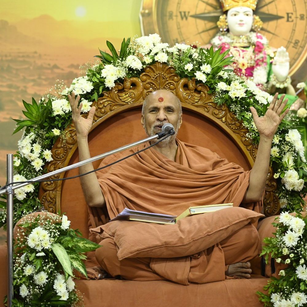 SMVS દ્વારા 'હેપ્પી ફેમિલી અભિયાન'નો પ્રારંભ:1 લાખ પરિવારો સુધી પહોંચવાનો સંકલ્પ; 'SAMP'ના સરળ સૂત્રથી પરિવારમાં સંપ, પ્રેમ અને આત્મીયતા વધારવાનો પ્રયાસ