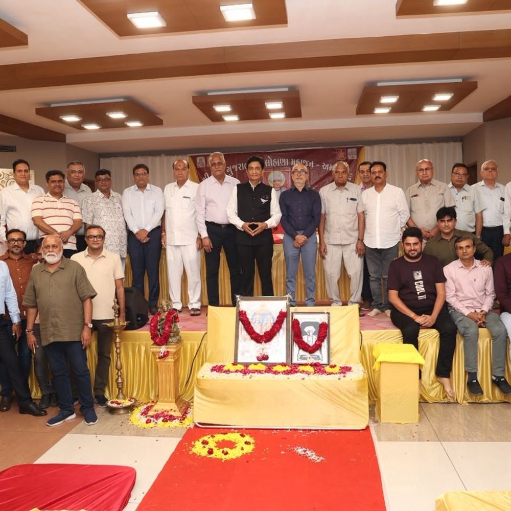 ઉત્તર ગુજરાત દેશી લોહાણા મહાજન દ્વારા સરસ્વતી સન્માન સમારંભ યોજાયો:ઉત્કૃષ્ટ દેખાવ કરનાર જ્ઞાતિના તેજસ્વી વિદ્યાર્થીઓનું સન્માન કરવામાં આવ્યું