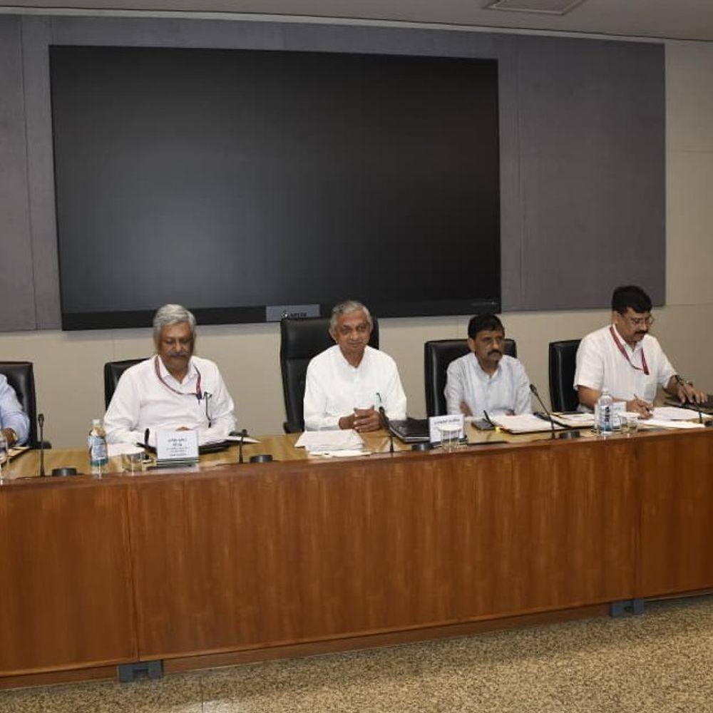 ESICનું કવચ વધુ વિસ્તરશે:ગુજરાતમાં 8 લાખ કામદારોને ટૂંક સમયમાં સામેલ કરાશે, 68 ખાનગી હોસ્પિટલ પેનલમાં