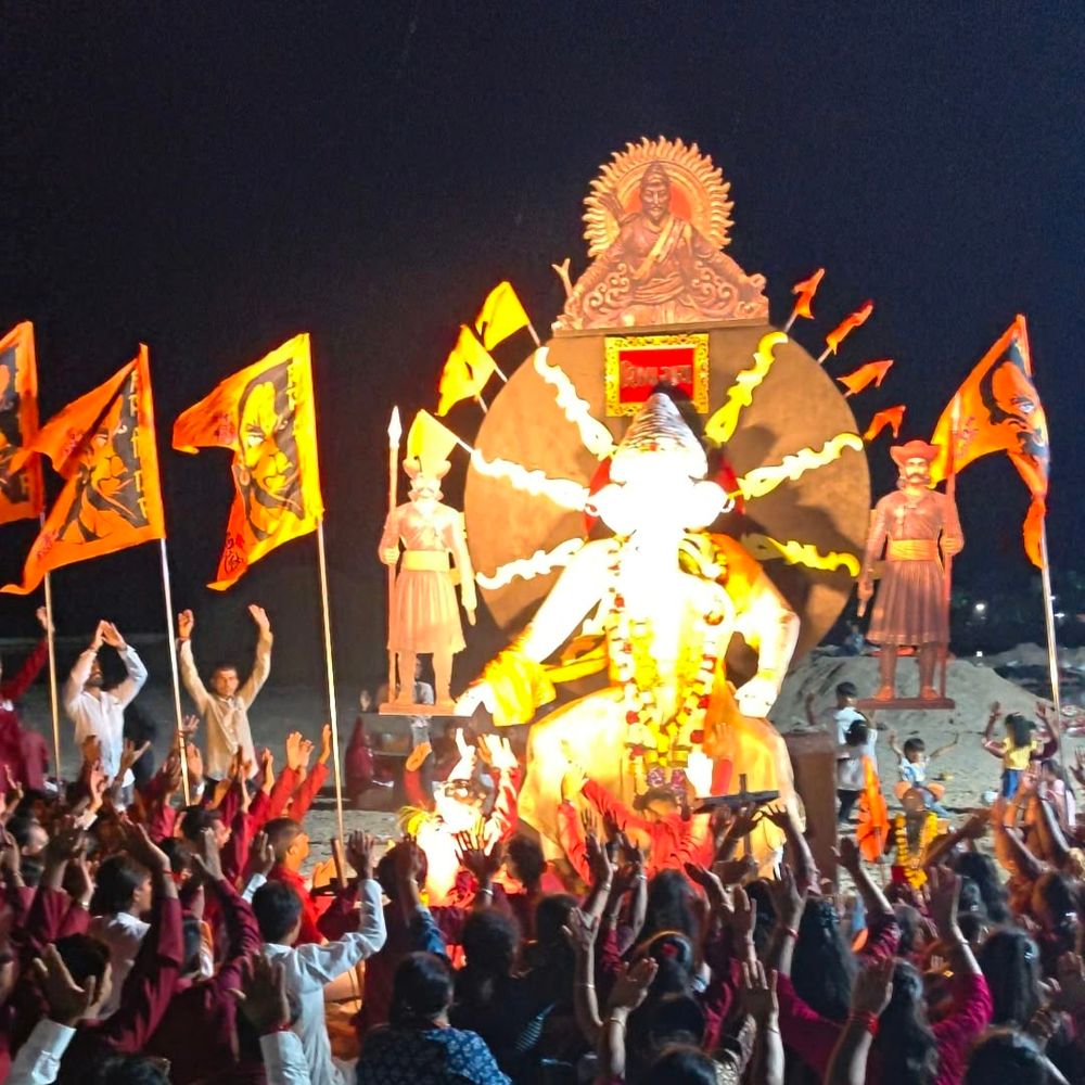 પોરબંદર શહેરમાં ગણેશ વિસર્જન: ભાવિકોની અશ્રુભીની વિદાય અને ભક્તિનો માહોલ