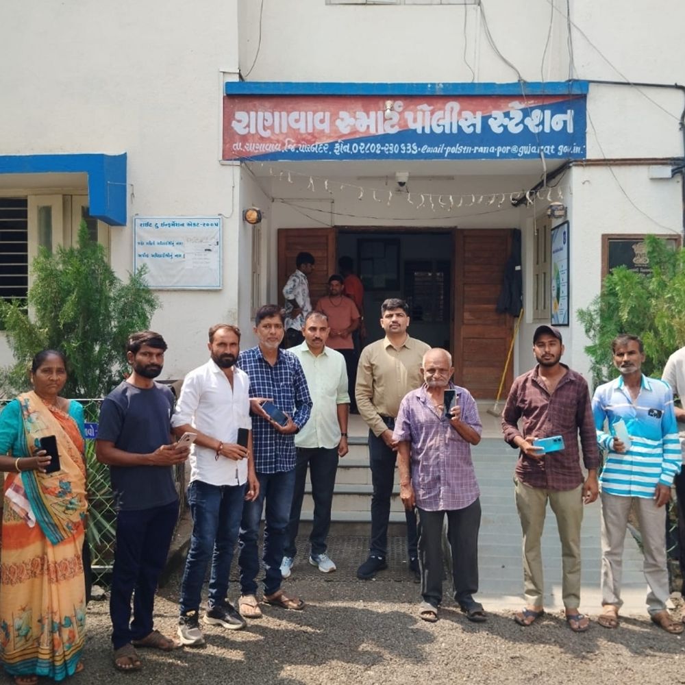 રાણાવાવ પોલીસ દ્વારા CEIR પોર્ટલની મદદથી રૂ.1.72 લાખના 8 ખોવાયેલા મોબાઇલ શોધી કાઢ્યા