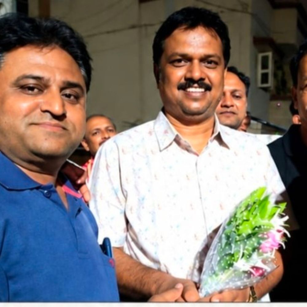 વલસાડના એડવોકેટ રાકેશ પટેલ બાર કાઉન્સિલના કો-ઓપ્ટ મેમ્બર નિમાયા:કાયદાકીય અને સામાજિક ક્ષેત્રે સક્રિય રાકેશભાઈને વકીલ આલમે અભિનંદન પાઠવ્યા