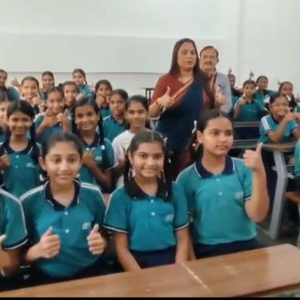 કન્યાઓને ગુડ અને બેડ ટચ અંગે શિક્ષા