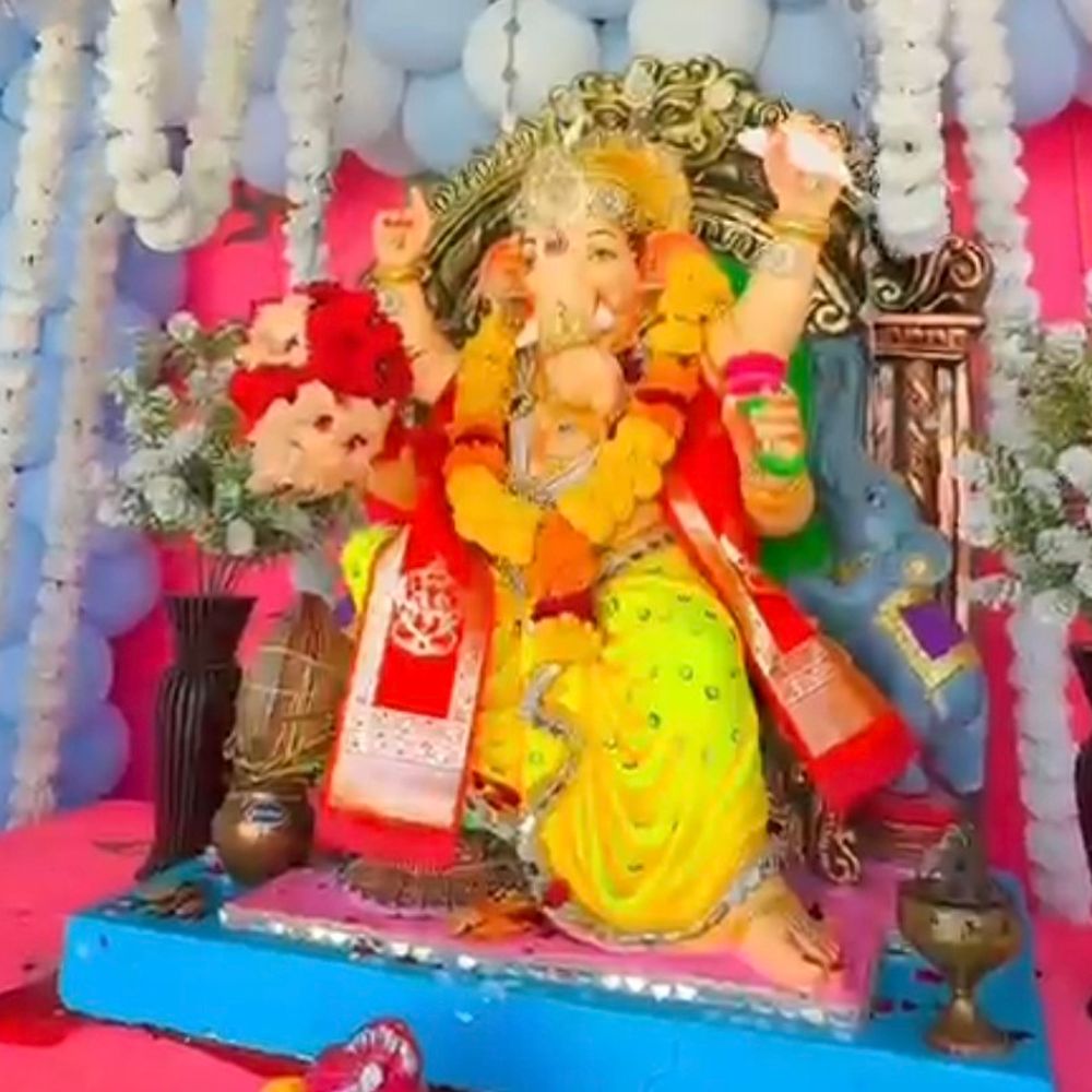 રાણપુરની ગીતાંજલિ સ્કૂલમાં ગણેશજીનું વિસર્જન:ધંધુકાના ધારાસભ્ય કાળુભાઈ ડાભી, ટ્રસ્ટીઓ અને વિદ્યાર્થીઓ આરતીમાં જોડાયા