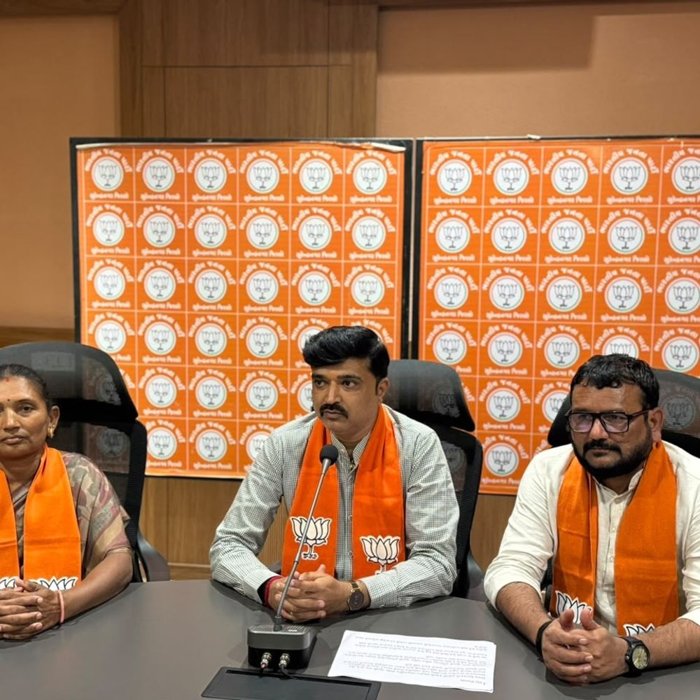 સુરેન્દ્રનગરમાં ભાજપની પ્રેસ કોન્ફરન્સ:રાહુલ ગાંધી અને કોંગ્રેસ પર પ્રહાર, ચૂંટણી પંચ સામેના આક્ષેપોને ગણાવ્યા નિરાધાર