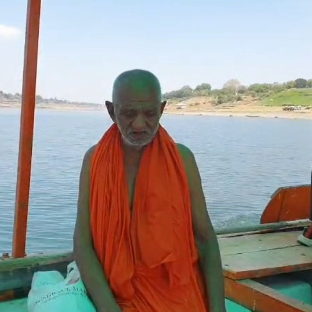 'નર્મદા પુત્ર' સાવરિયા મહારાજનું લાંબી માંદગી બાદ નિધન:શૂલપાણેશ્વર ખાતે લીધા અંતિમ શ્વાસ, નર્મદા ભક્તો અને પરિક્રમાવાસીઓમાં શોક
